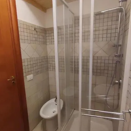 Проживание в семье Parrot - A Con Bagno Privato Рим