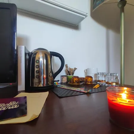 Parrot - A Con Bagno Privato Проживание в семье